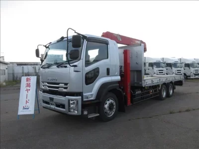 Isuzu TRUCK