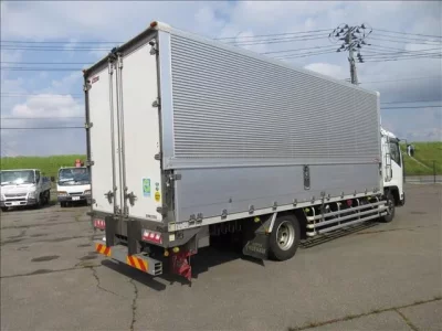 Isuzu TRUCK