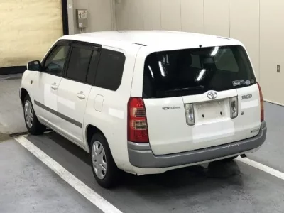 Toyota SUCCEED