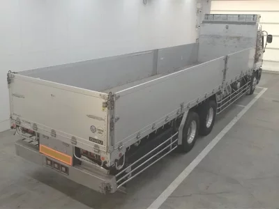 Isuzu TRUCK