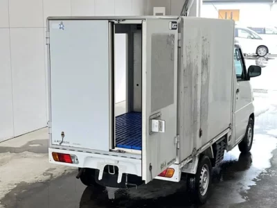 Mitsubishi MINICAB TRUCK