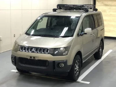 Mitsubishi DELICA D5