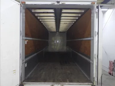 Isuzu TRUCK