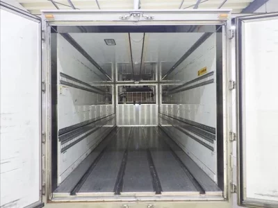 Isuzu TRUCK