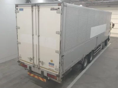 Isuzu TRUCK