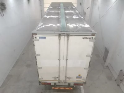 Isuzu TRUCK