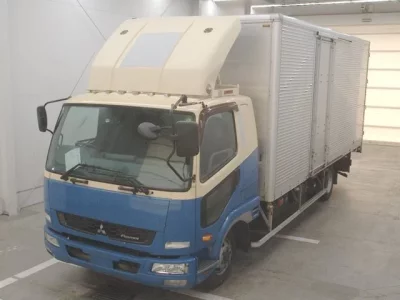 Mitsubishi FUSO FIGHTER