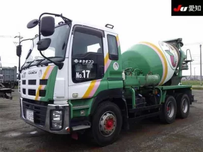 Isuzu GIGA