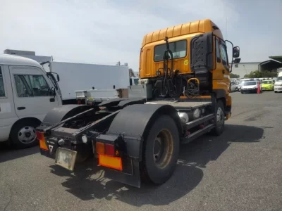 Isuzu GIGA