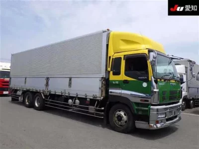 Isuzu GIGA