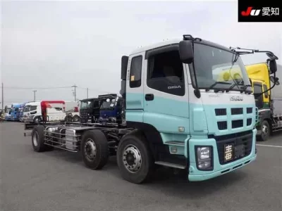 Isuzu GIGA