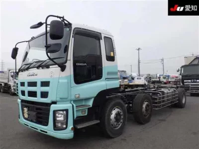 Isuzu GIGA