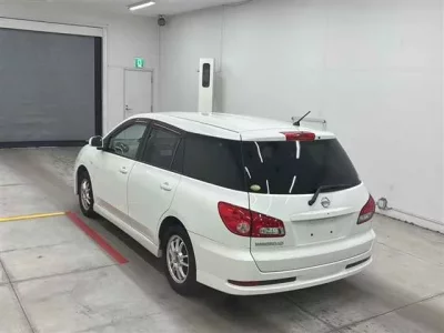 Nissan WINGROAD