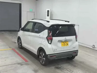 Mitsubishi EK X