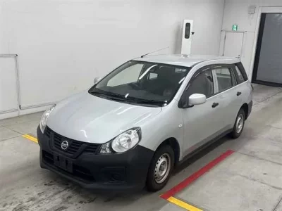 Nissan AD