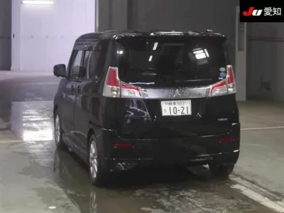 Mitsubishi DELICA D2