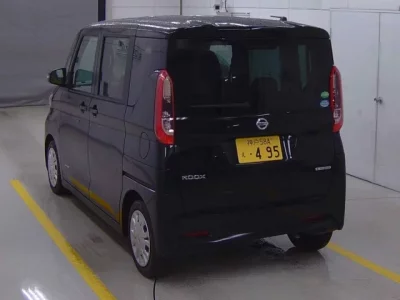 Nissan ROOX