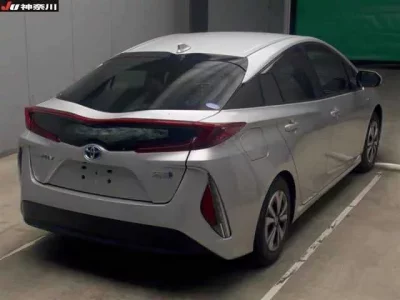 Toyota PRIUS PHV
