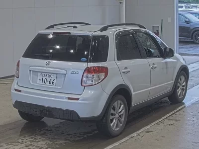 Suzuki SX-4