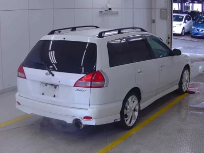 Nissan WINGROAD
