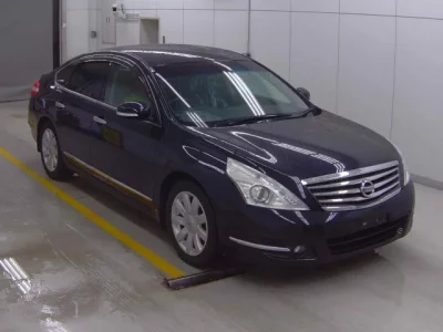 Nissan TEANA