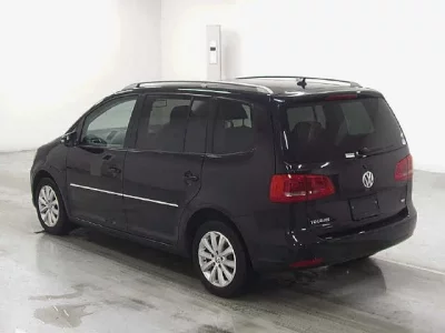 Volkswagen GOLF TOURAN