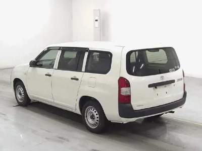 Toyota SUCCEED