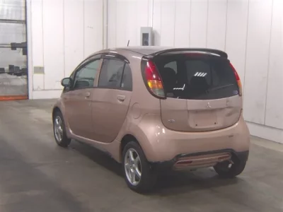Mitsubishi I