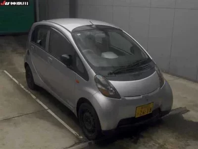 Mitsubishi I