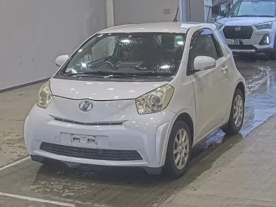 Toyota IQ