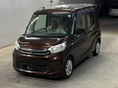 Mitsubishi EK SPACE