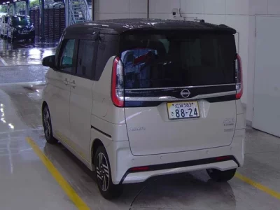 Nissan ROOX