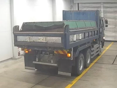 Isuzu TRUCK