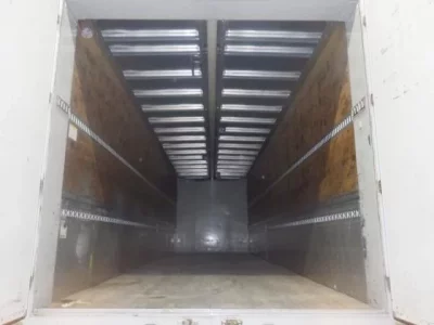 Isuzu TRUCK