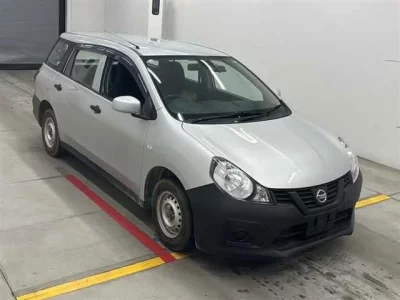 Nissan AD