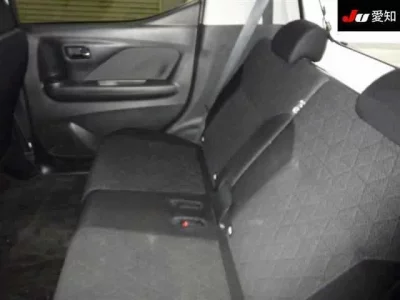 Mitsubishi EK X
