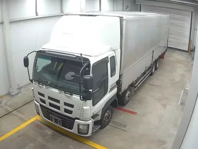 Isuzu TRUCK