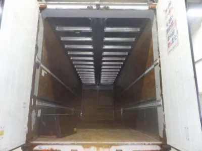 Isuzu TRUCK