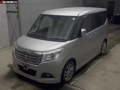 Mitsubishi DELICA D2