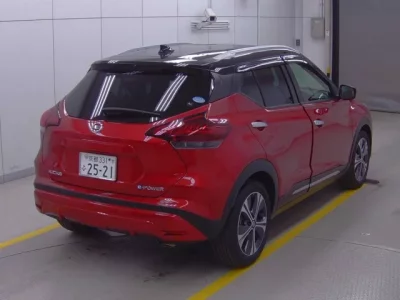 Nissan KIX