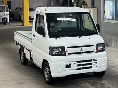 Mitsubishi MINICAB TRUCK