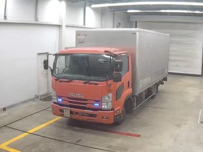 Isuzu FORWARD