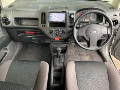 Nissan AD