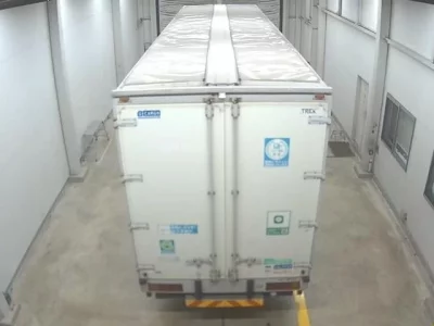 Isuzu TRUCK