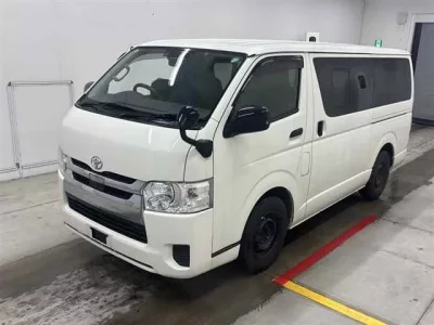 Toyota REGIUS ACE VAN
