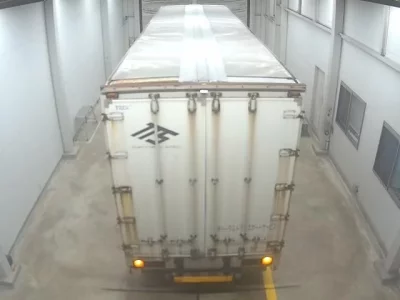 Isuzu TRUCK