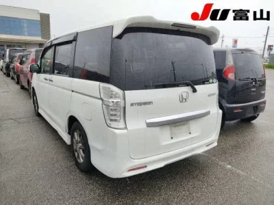 Honda STEP WAGON