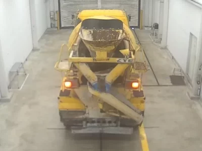 Isuzu TRUCK