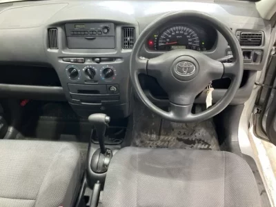 Toyota SUCCEED