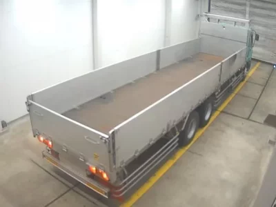 Isuzu TRUCK